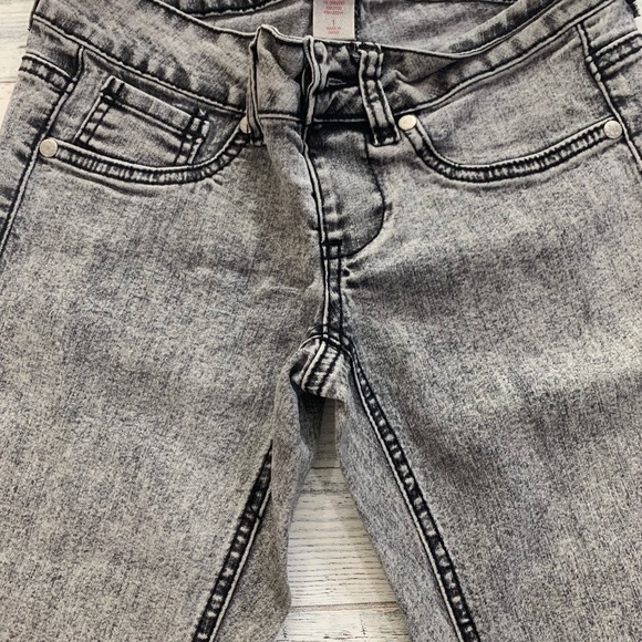 Mossimo Supply Co. Denim - Mossimo Supply Co. Black and Gray Skinny Jeans